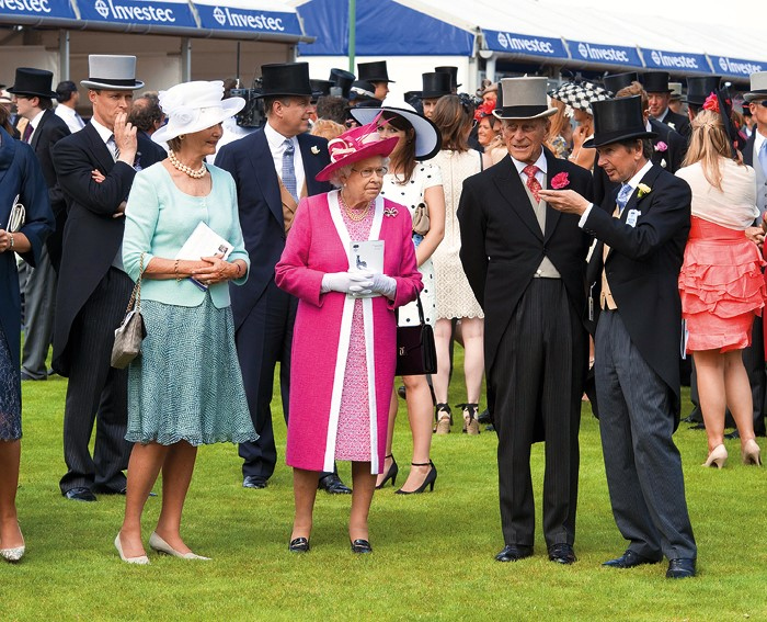 Иллюстрация к книге — Елизавета II – королева Великобритании [i_028.jpg]