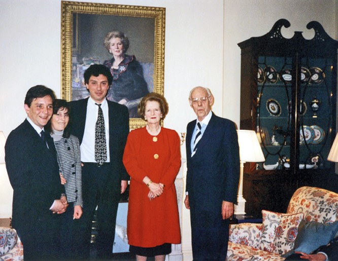 Иллюстрация к книге — Дочь своего отца [i_042.jpg]