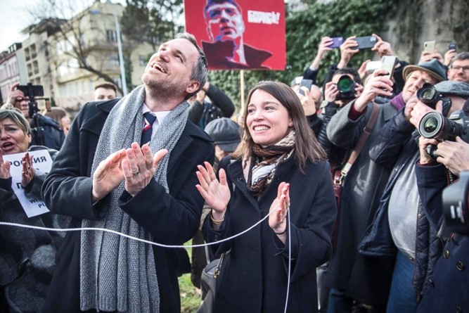 Иллюстрация к книге — Дочь своего отца [i_065.jpg]