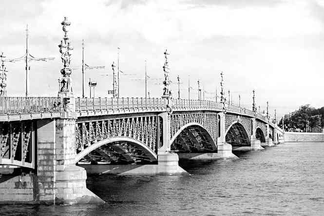 Иллюстрация к книге — Мосты Петербурга. В прошлом, настоящем и будущем [i_102.jpg]