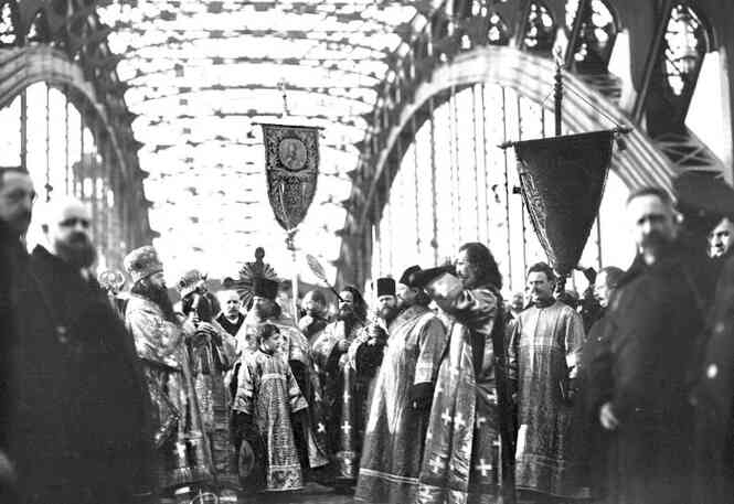 Иллюстрация к книге — Мосты Петербурга. В прошлом, настоящем и будущем [i_107.jpg]