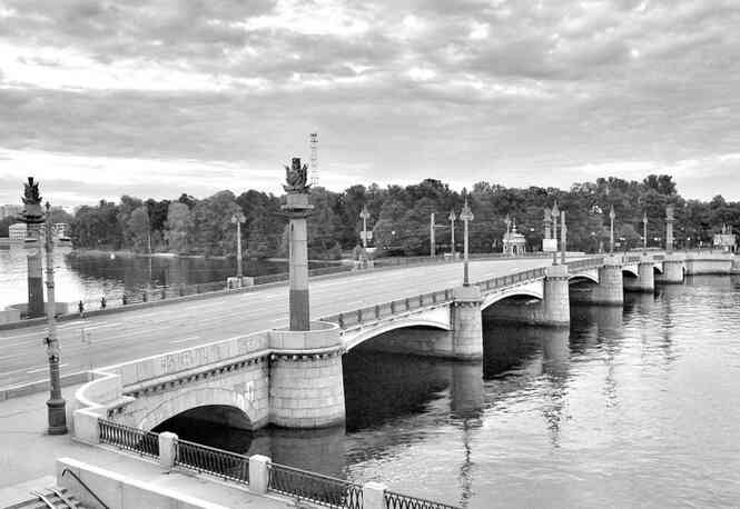 Иллюстрация к книге — Мосты Петербурга. В прошлом, настоящем и будущем [i_115.jpg]