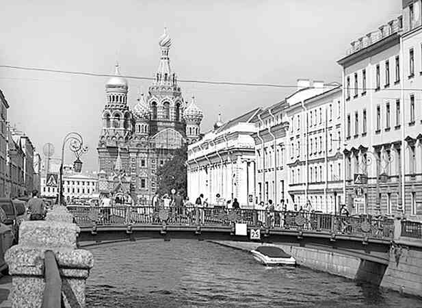 Иллюстрация к книге — Мосты Петербурга. В прошлом, настоящем и будущем [i_119.jpg]