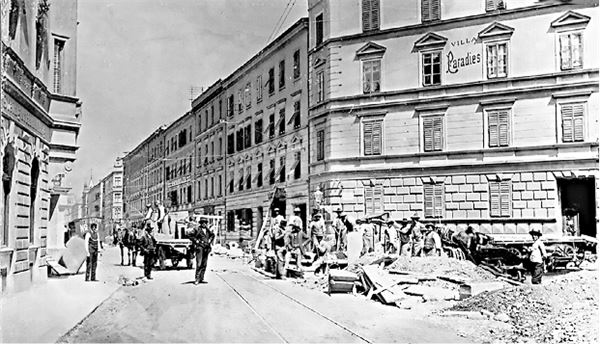 Иллюстрация к книге — Утраченное кафе «У Шиндлеров». История Холокоста и судьба одной австро-венгерской семьи [i_006.jpg]