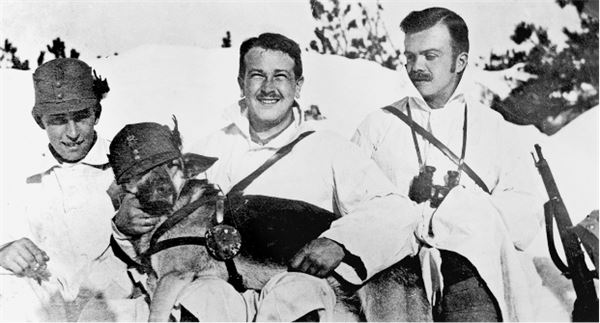 Иллюстрация к книге — Утраченное кафе «У Шиндлеров». История Холокоста и судьба одной австро-венгерской семьи [i_025.jpg]