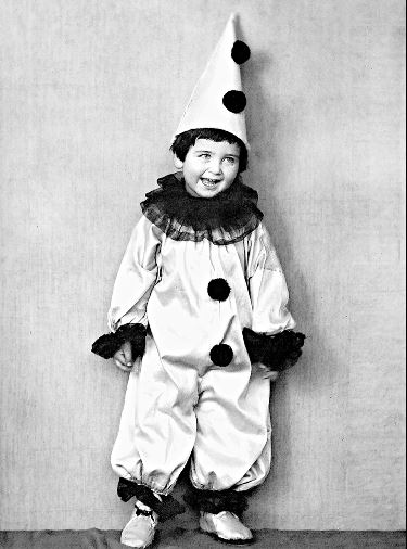 Иллюстрация к книге — Утраченное кафе «У Шиндлеров». История Холокоста и судьба одной австро-венгерской семьи [i_032.jpg]