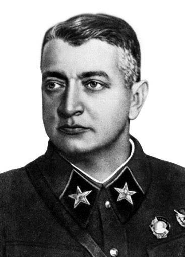 Иллюстрация к книге — Павел Дыбенко. Пуля в затылок в конце коридора [i_021.jpg]