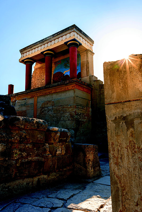 Иллюстрация к книге — Современная Древняя Греция. Античная и советская история [i_026.jpg]