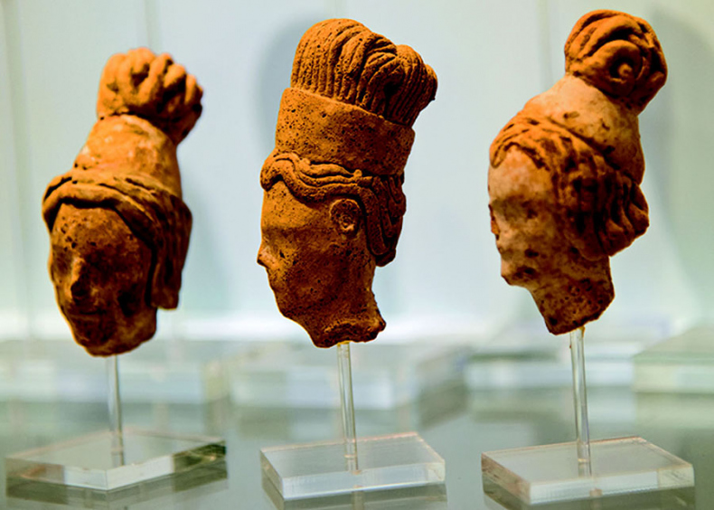 Иллюстрация к книге — Современная Древняя Греция. Античная и советская история [i_031.jpg]