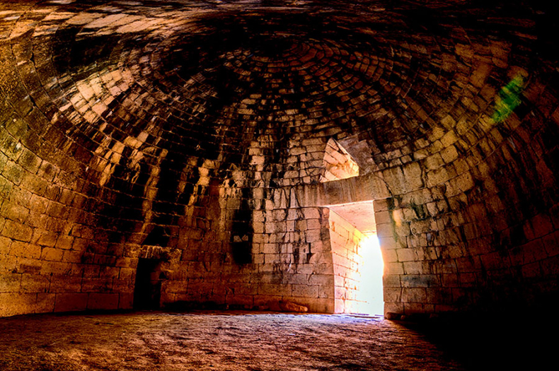 Иллюстрация к книге — Современная Древняя Греция. Античная и советская история [i_035.jpg]