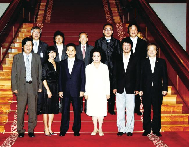 Иллюстрация к книге — Cудьба [img2e80.jpg]