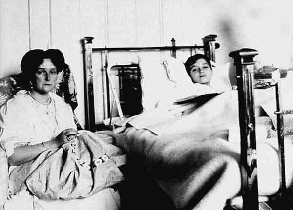 Иллюстрация к книге — Три самодержца. Дневники генеральши Богданович [_39.jpg]