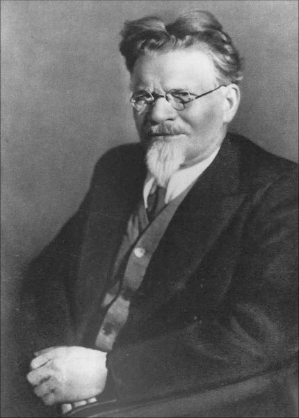 Иллюстрация к книге — За фасадом сталинской конституции. Советский парламент от Калинина до Громыко [i_022.jpg]