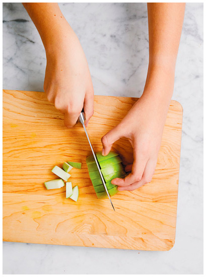 Иллюстрация к книге — Авокадо, хлеб, яйцо. 100 простых рецептов, которые помогут тебе стать звездой на кухне [i_009.jpg]