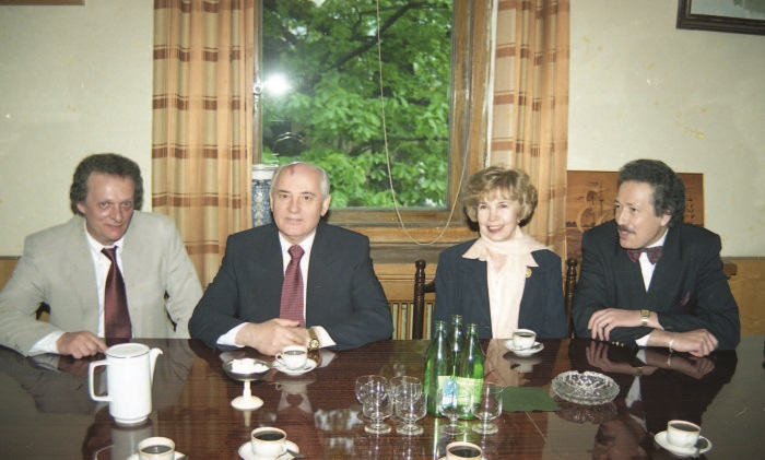 Иллюстрация к книге — Судьба благоволит волящему. Святослав Бэлза [i_026.jpg]