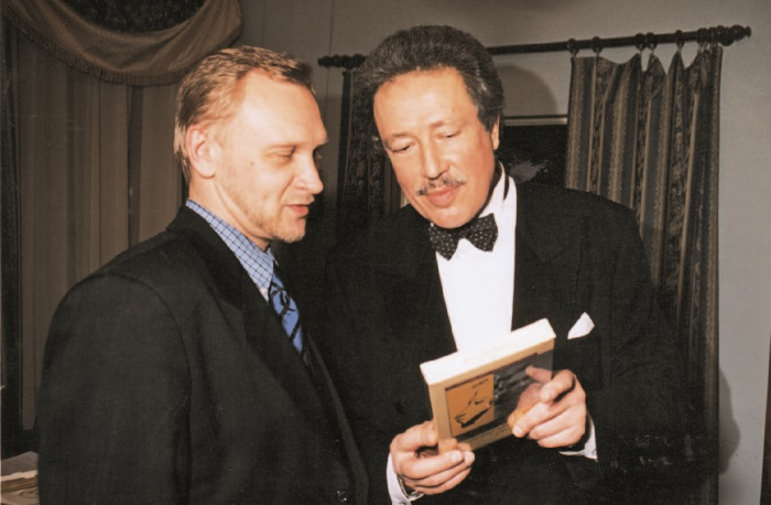 Иллюстрация к книге — Судьба благоволит волящему. Святослав Бэлза [i_033.jpg]