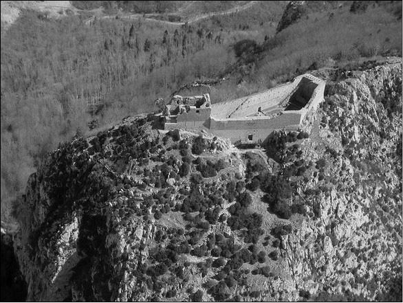 Иллюстрация к книге — Альбигойские войны 1208—1216 гг. [i_024.jpg]