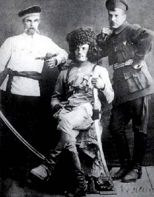 Иллюстрация к книге — Не прощаюсь [i_038.jpg]