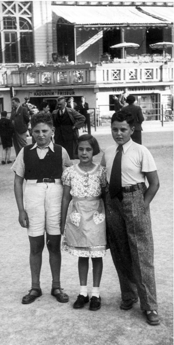 Иллюстрация к книге — Путеводитель потерянных. Документальный роман [i_013.jpg]