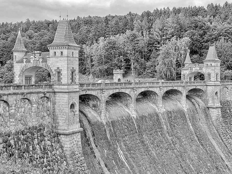 Иллюстрация к книге — Чешское время. Большая история маленькой страны: от святого Вацлава до Вацлава Гавела [i_102.jpg]