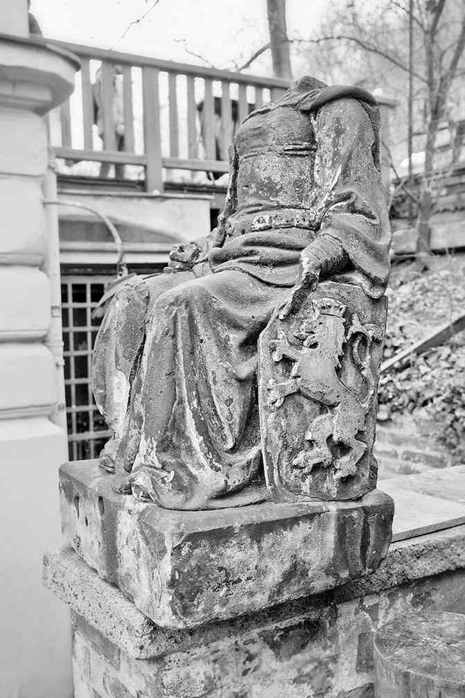 Иллюстрация к книге — Чешское время. Большая история маленькой страны: от святого Вацлава до Вацлава Гавела [i_120.jpg]