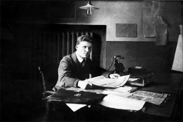 Иллюстрация к книге — Без войны и на войне [i_015.jpg]