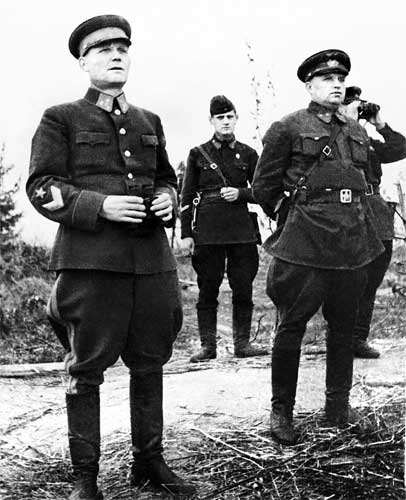 Иллюстрация к книге — Без войны и на войне [i_036.jpg]