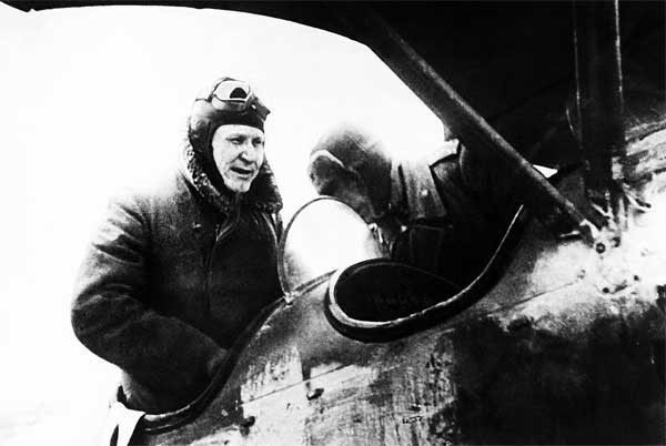 Иллюстрация к книге — Без войны и на войне [i_042.jpg]