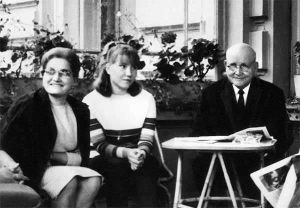 Иллюстрация к книге — Без войны и на войне [i_063.jpg]