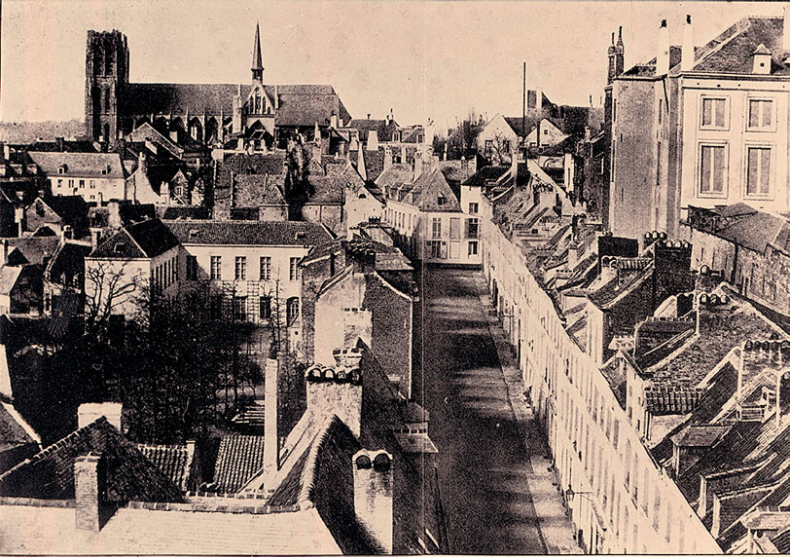 Иллюстрация к книге — Шарлотта Бронте делает выбор. Викторианская любовь [i_014.jpg]