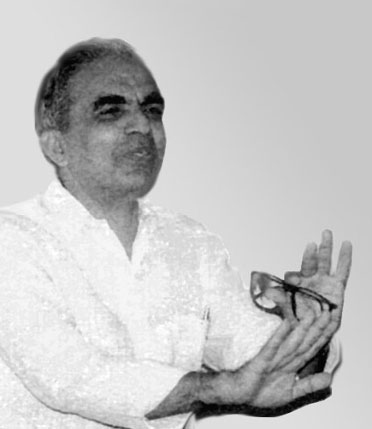 Иллюстрация к книге — Сердце йоги. Принципы построения индивидуальной практики. «Йога-сутры» Патанджали. «Йоганджалисара» Шри Кришнамачарья [i_029.jpg]