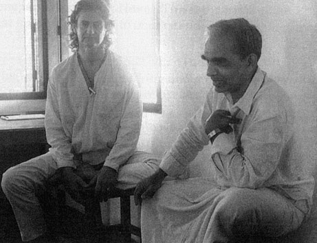 Иллюстрация к книге — Сердце йоги. Принципы построения индивидуальной практики. «Йога-сутры» Патанджали. «Йоганджалисара» Шри Кришнамачарья [i_119.jpg]