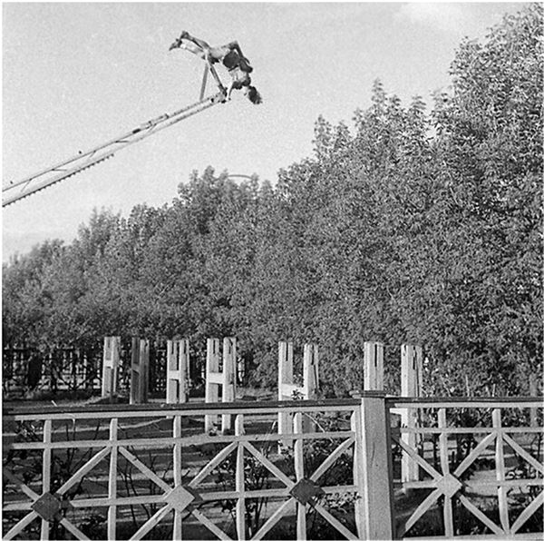 Иллюстрация к книге — Небо вторжения. Горячее лето 1941 года [i_004.jpg]