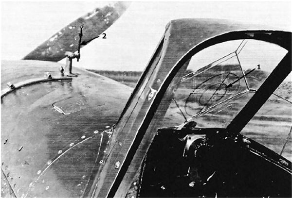 Иллюстрация к книге — Небо вторжения. Горячее лето 1941 года [i_049.jpg]