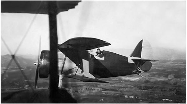 Иллюстрация к книге — Небо вторжения. Горячее лето 1941 года [i_057.jpg]