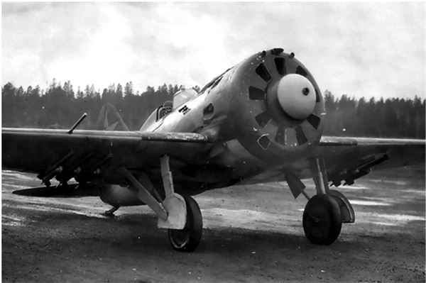 Иллюстрация к книге — Небо вторжения. Горячее лето 1941 года [i_069.jpg]