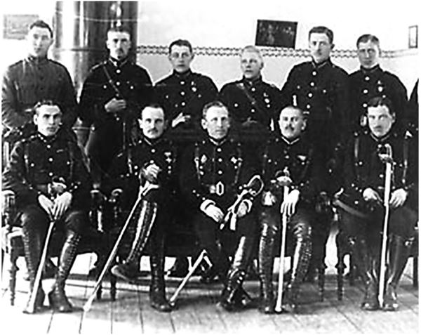 Иллюстрация к книге — Небо вторжения. Горячее лето 1941 года [i_222.jpg]