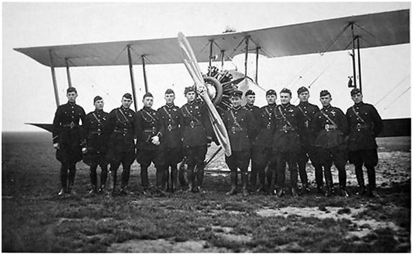 Иллюстрация к книге — Небо вторжения. Горячее лето 1941 года [i_223.jpg]