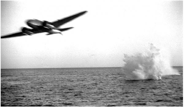 Иллюстрация к книге — Небо вторжения. Горячее лето 1941 года [i_291.jpg]