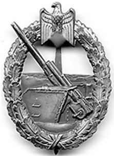 Иллюстрация к книге — Небо вторжения. Горячее лето 1941 года [i_292.jpg]