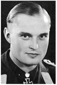 Иллюстрация к книге — Небо вторжения. Горячее лето 1941 года [i_445.jpg]