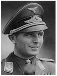 Иллюстрация к книге — Небо вторжения. Горячее лето 1941 года [i_447.jpg]