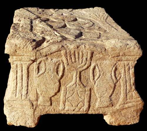 Иллюстрация к книге — История иудаизма [i_024.jpg]