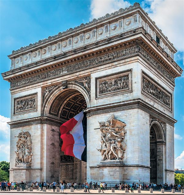 Иллюстрация к книге — Полная история искусства [i_025.jpg]