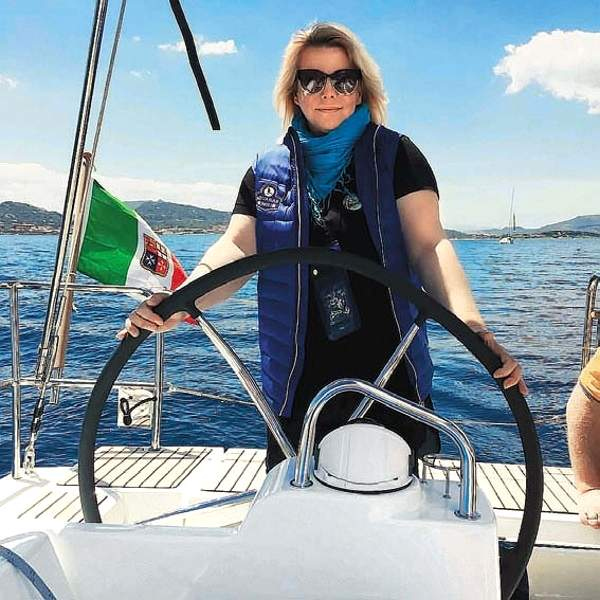 Иллюстрация к книге — Встань и иди. Иначе нельзя [i_076.jpg]