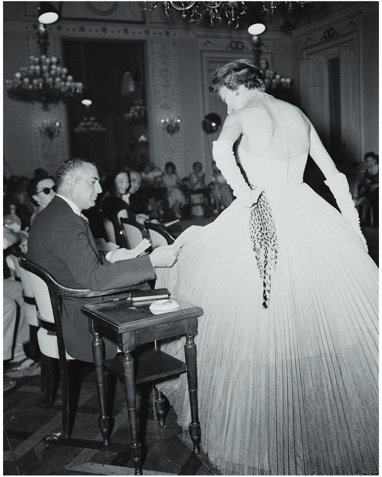 Иллюстрация к книге — Парижская мода. Культурная история [i_101.jpg]