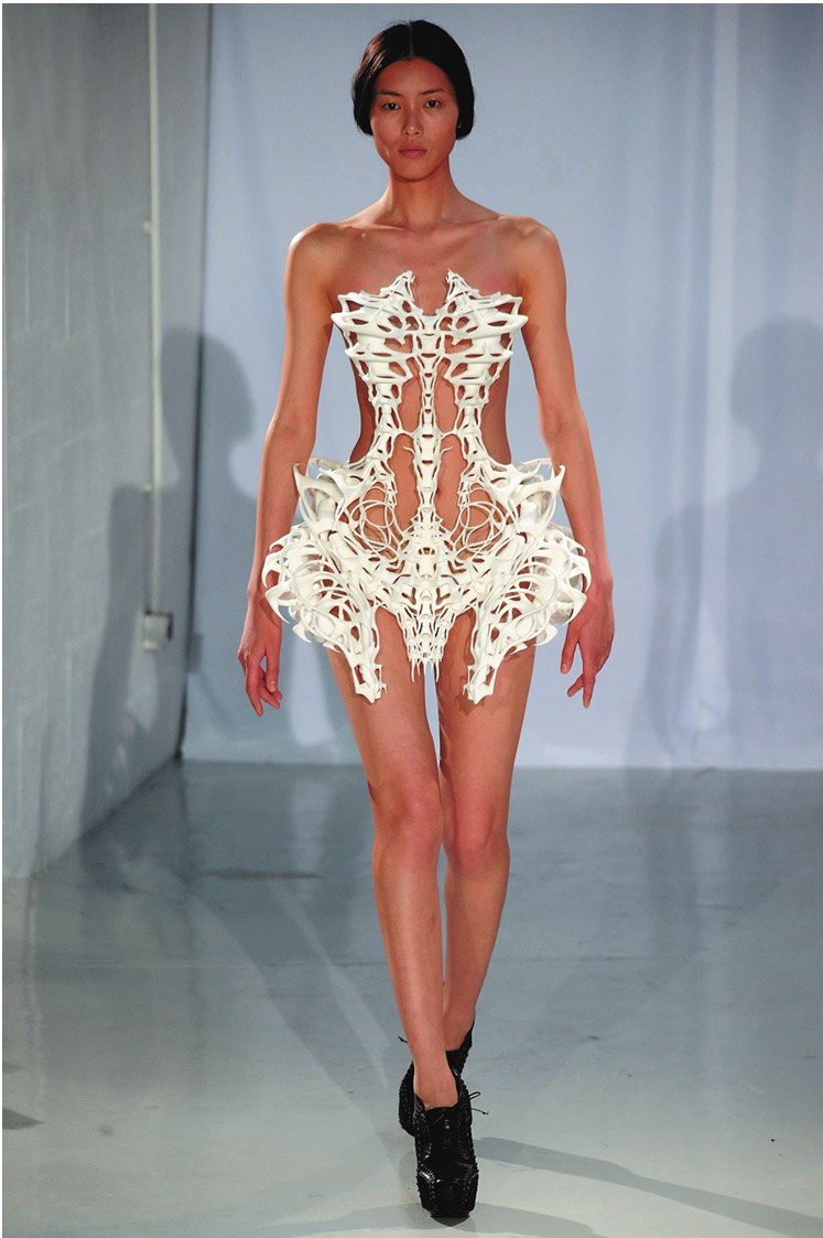 Иллюстрация к книге — Парижская мода. Культурная история [i_111.jpg]