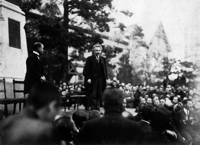 Иллюстрация к книге — Путевой дневник [i_034.jpg]