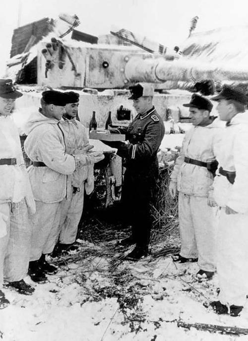 Иллюстрация к книге — Битва за Псков. Апрель 1944 [i_087.jpg]