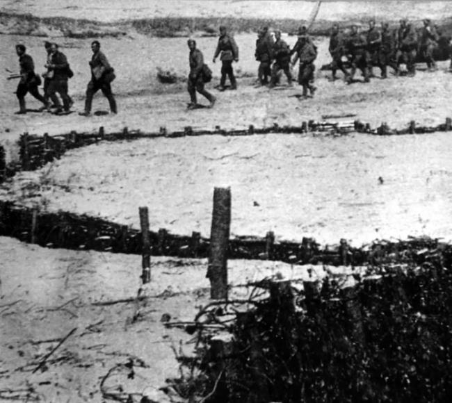 Иллюстрация к книге — Битва за Псков. Апрель 1944 [i_148.jpg]